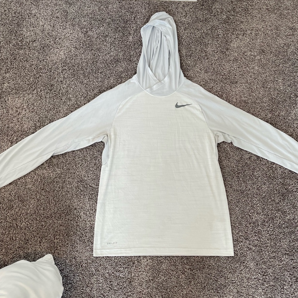 Mens Nike Dri Fit pullover